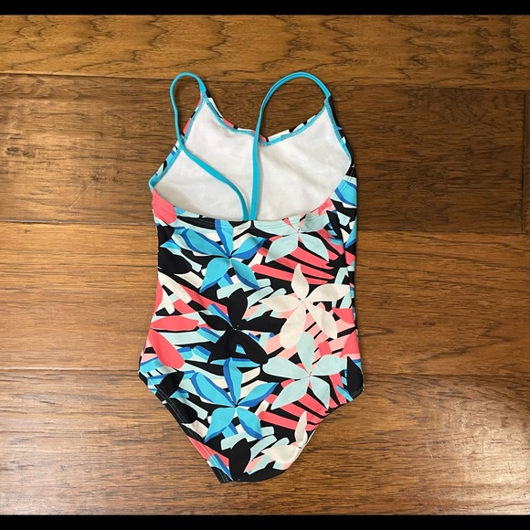 Kanu girls swimsuit, size 5 - Picture 5 of 5